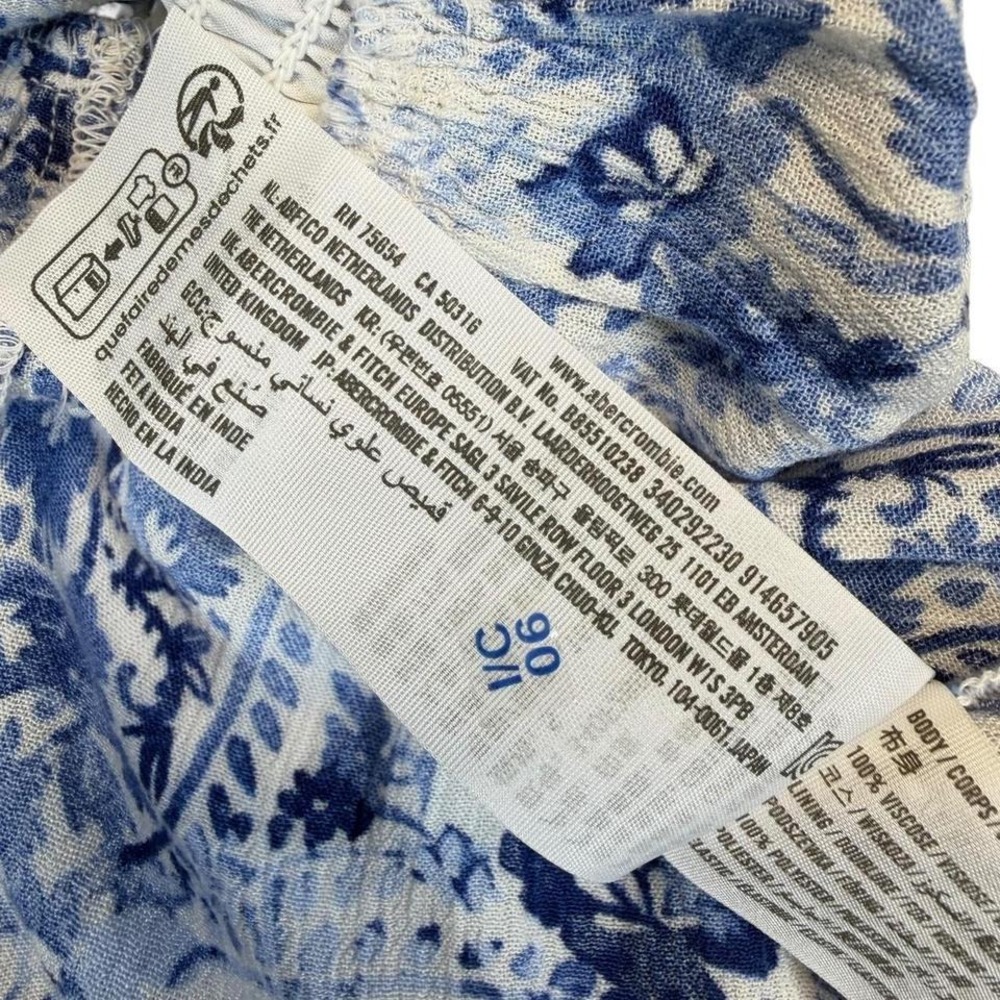 Hollister Smocked Floral Paisley Babydoll Tank Top Blue White Womens S - Picture 5 of 8